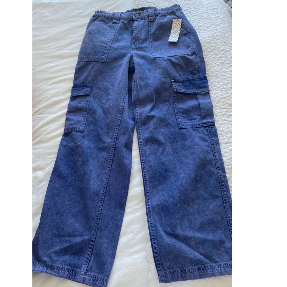 URBAN OUTFITTER blue skate jean never worn NWT cargo pants